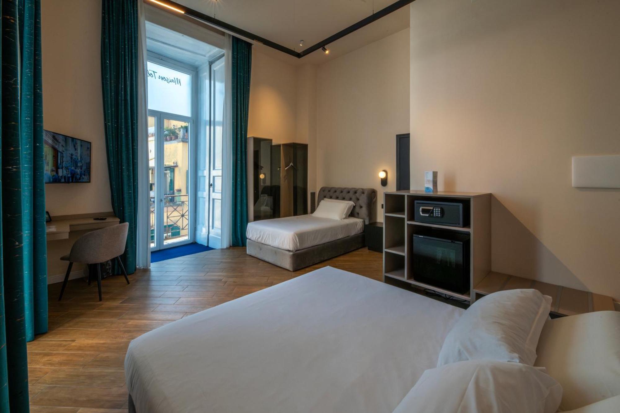 Maison Toledo Suites Неаполь Экстерьер фото